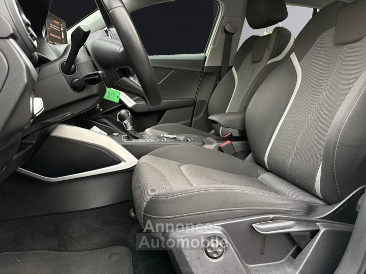 Audi Q2 35 TFSI COD 150 S tronic 7 Sport - 14
