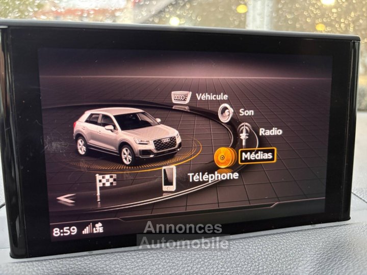 Audi Q2 35 TFSI COD 150 S tronic 7 Sport - 17