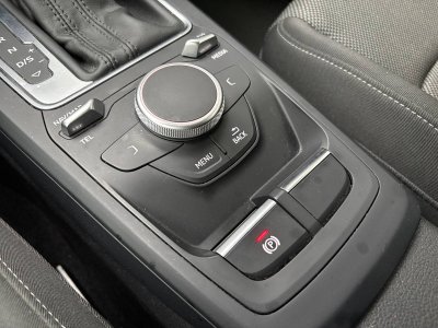 Audi Q2 35 TFSI COD 150 S tronic 7 Sport - 22