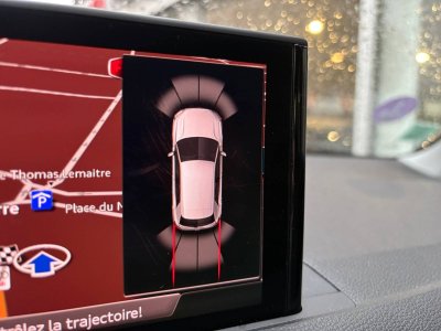 Audi Q2 35 TFSI COD 150 S tronic 7 Sport - 23