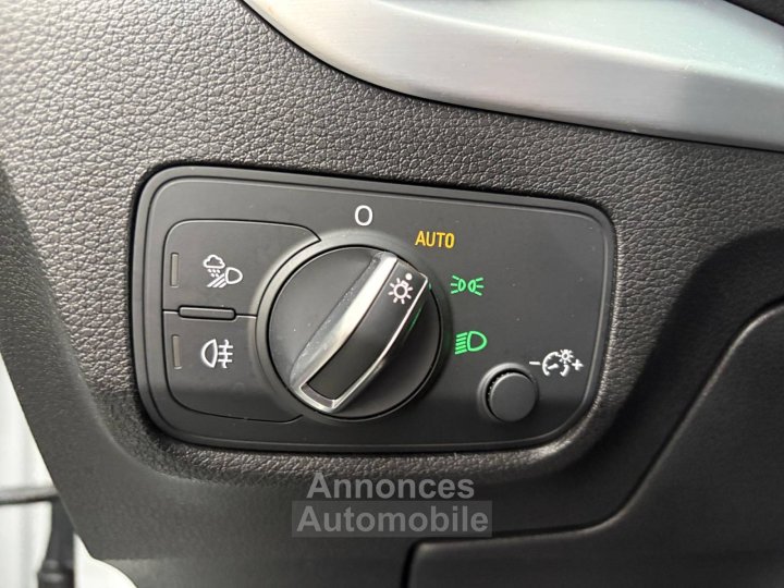 Audi Q2 35 TFSI COD 150 S tronic 7 Sport - 25