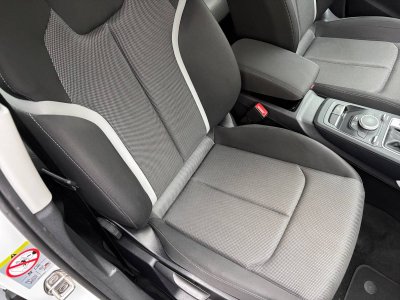 Audi Q2 35 TFSI COD 150 S tronic 7 Sport - 29