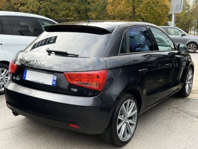 Audi A1 Sportback AMBITION LUXE 16 TDI 90 Cv 1ERE MAIN / BOITE AUTOMATIQUE 5 PORTES - GARANTIE 1 AN - 4