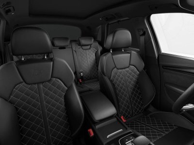 Audi Q5 55 TFSIe 367 S tronic 7 Quattro S line   - 8