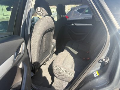 Audi Q3 20 TDI Ultra 150 ch Ambiente   - 8