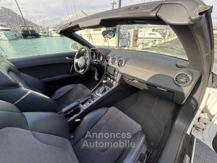 Audi TT Roadster 20 TFSI 211ch Ambition Luxe S tronic 6 - 8