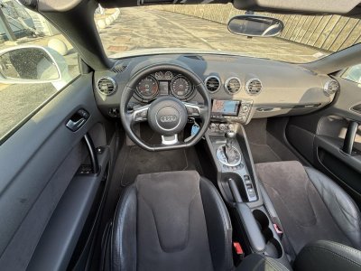 Audi TT Roadster 20 TFSI 211ch Ambition Luxe S tronic 6   - 10