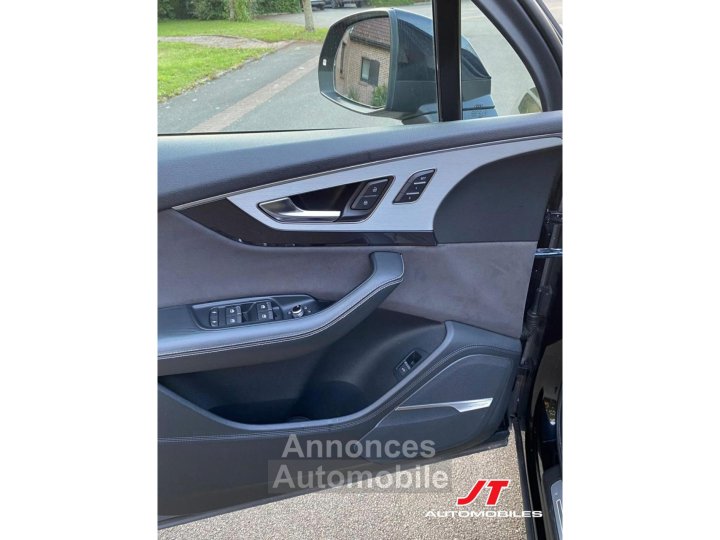 Audi Q7 Quattro 30 V6 S-line TDI - 272 - BVA Tiptronic - 7pl 3X Sline -Kit SQ7 - 5