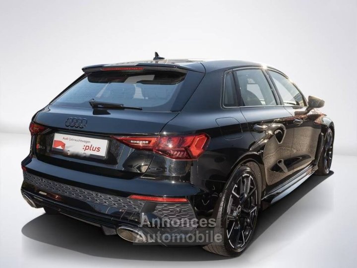 Audi RS3 Sportback qu Tempo Pano LED Clim - 2