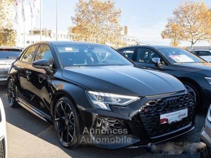 Audi RS3 Sportback qu Tempo Pano LED Clim - 3