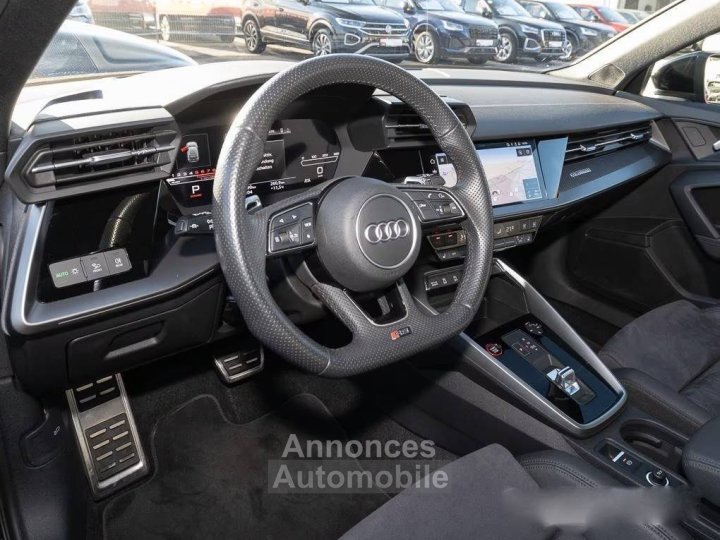 Audi RS3 Sportback qu Tempo Pano LED Clim - 4