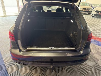 Audi A4 Avant S-Line 40 TDI 190 GPS BVA Virtual TO Cam&eacute;ra Attelage Cuir Alcantara pr&eacute; sense regulateur Clim tri LED Hayon Car Play JA 19   - 27