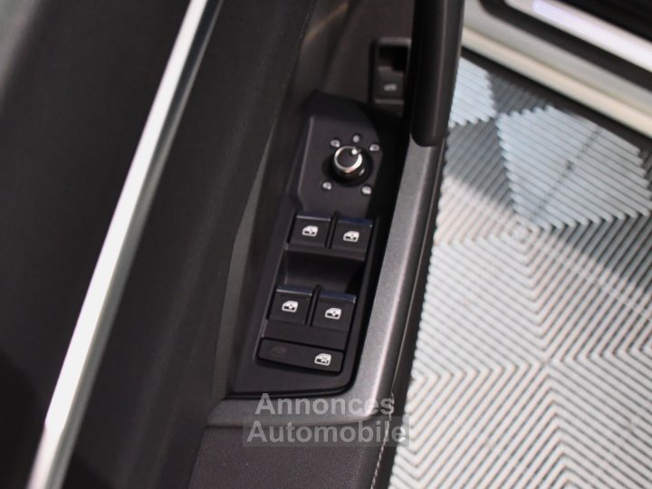 Audi Q3 Sportback S-Line 35 TDI 150 S-Tronic GPS Virtual Cam&eacute;ra Car Play Pr&eacute; Sense Hayon Efficience JA 19 - 20