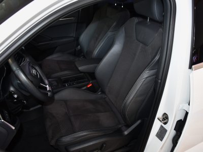 Audi Q3 Sportback S-Line 35 TDI 150 S-Tronic GPS Virtual Hayon Pré Sense Car Play Caméra Lane Efficience JA 19 - 13