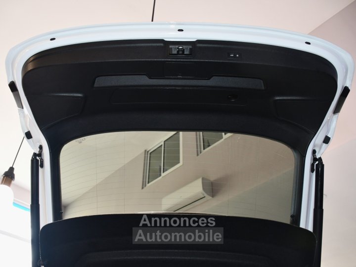 Audi Q3 Sportback S-Line 35 TDI 150 S-Tronic GPS Virtual Hayon Pré Sense Car Play Caméra Lane Efficience JA 19 - 15