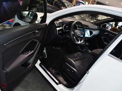 Audi Q3 Sportback S-Line 35 TDI 150 S-Tronic GPS Virtual Hayon Pré Sense Car Play Caméra Lane Efficience JA 19 - 26