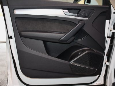 Audi Q5 S-Line 40 TDI 190 Quattro GPS Virtual Bang Olufsen Vebasto Pré Sense Drive Magnétic Ride Attelage JA 20 - 11