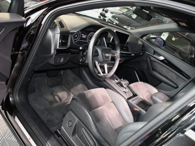 Audi Q5 S-Line 40 TDI 190 Quattro GPS Virtual TO ACC Hayon Pré Sense Lane Attelage JA 20 Rotor - 10