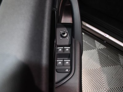 Audi Q5 S-Line 40 TDI 190 Quattro GPS Virtual TO ACC Hayon Pré Sense Lane Attelage JA 20 Rotor - 11