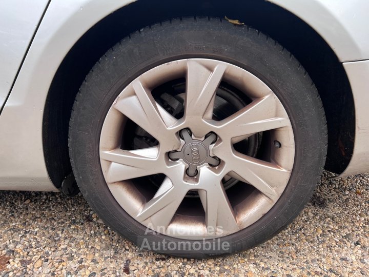 Audi A5 Sportback 20 TDi 143cv BVA - 16