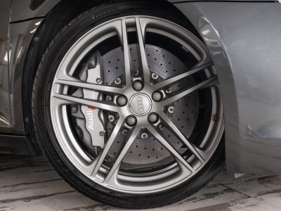 Audi R8 Quattro 52 V10 FSI 525   - 6