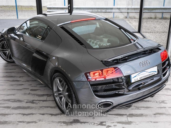 Audi R8 Quattro 52 V10 FSI 525 - 8