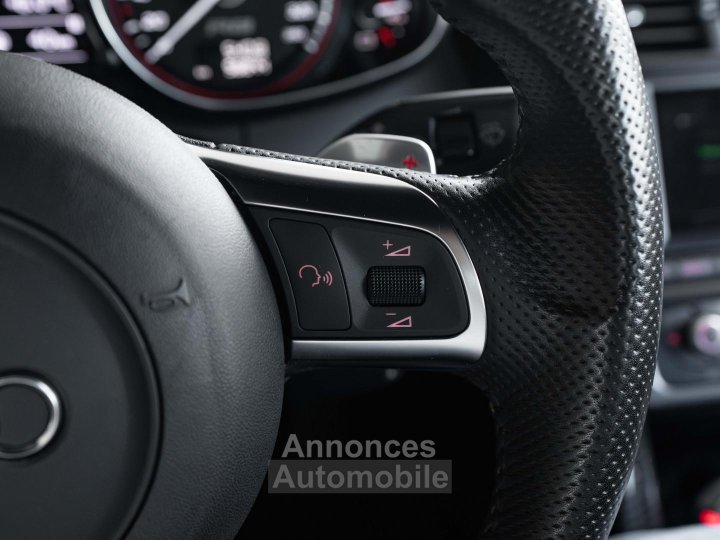 Audi R8 Quattro 52 V10 FSI 525 - 18