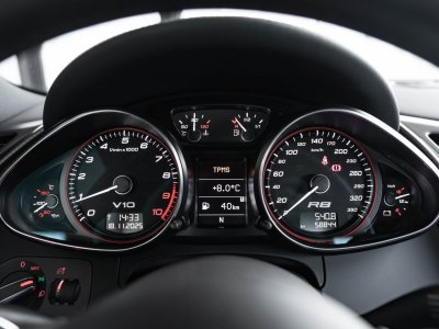 Audi R8 Quattro 52 V10 FSI 525   - 23