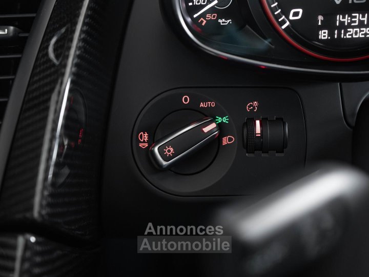 Audi R8 Quattro 52 V10 FSI 525 - 24
