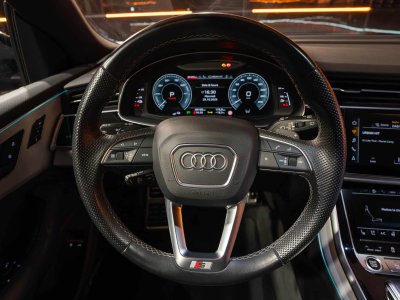 Audi Q8 60 TFSIE COMPETITION 462CH - 32