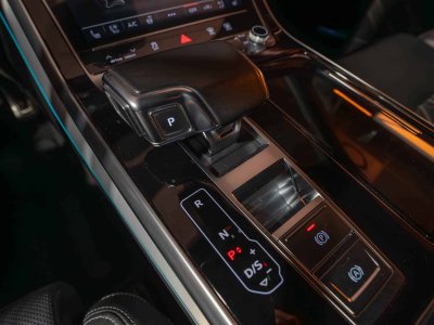 Audi Q8 60 TFSIE COMPETITION 462CH - 41