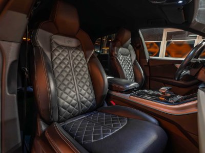 Audi Q8 60 TFSIE COMPETITION 462CH - 44