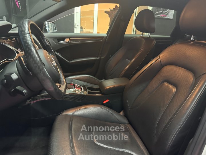 Audi RS4 AVANT V8 42 FSI 450 Quattro S Tronic 7 - 8