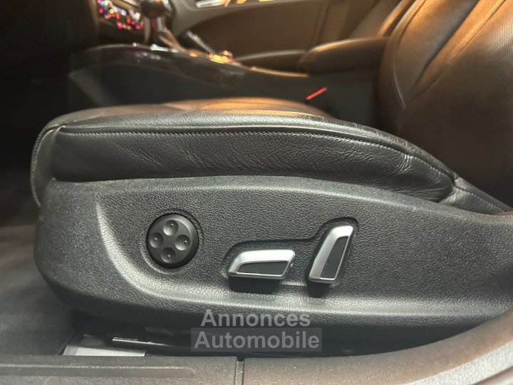 Audi RS4 AVANT V8 42 FSI 450 Quattro S Tronic 7 - 12