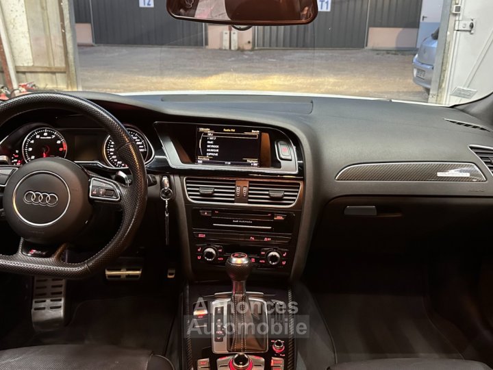 Audi RS4 AVANT V8 42 FSI 450 Quattro S Tronic 7 - 14