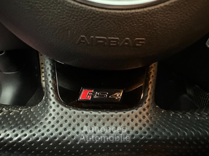 Audi RS4 AVANT V8 42 FSI 450 Quattro S Tronic 7 - 21