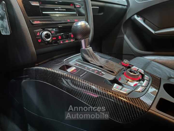 Audi RS4 AVANT V8 42 FSI 450 Quattro S Tronic 7 - 26