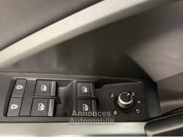 Audi Q3 45 TFSIe S line PANO MATRIX SONOS 360 - 9
