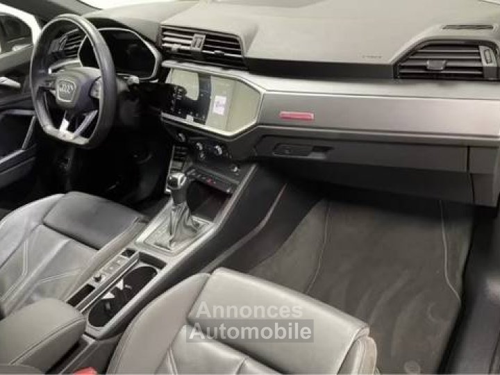 Audi Q3 45 TFSIe S line PANO MATRIX SONOS 360 - 14