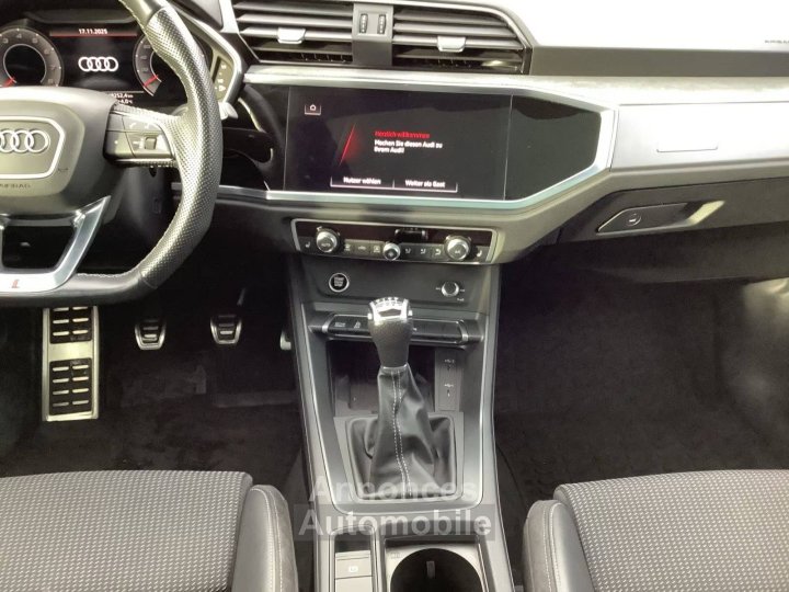 Audi Q3 35TFSI S-Line AHK%2BNAVI%2BPANO%2BLED%2BACC%2BSONOS - 11