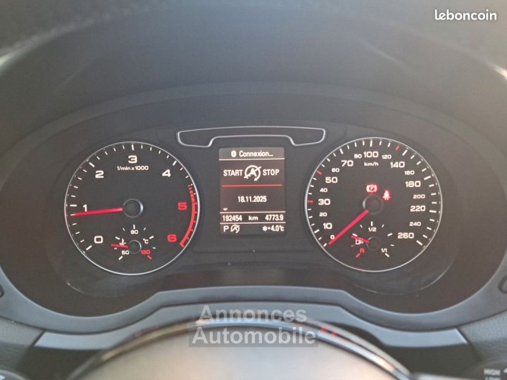 Audi Q3 20 tdi 175 ambiente quattro s-tronic garantie 6 mois - 31