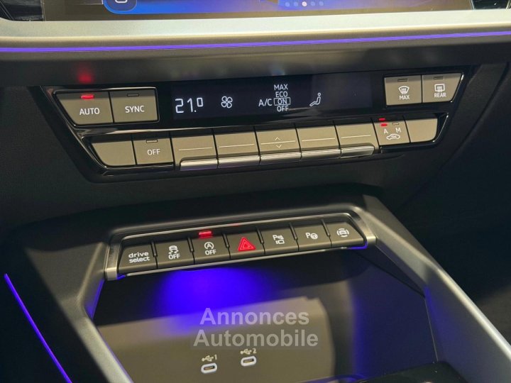 Audi A3 IV (2) Berline 15 35 TFSI Mild Hybrid 150 S Line S Tronic 7 1° Main FR Options%2B%2B%2B a - 11