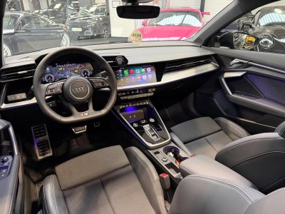 Audi A3 IV (2) Berline 15 35 TFSI Mild Hybrid 150 S Line S Tronic 7 1° Main FR Options%2B%2B%2B a - 21