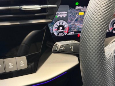 Audi A3 IV (2) Berline 15 35 TFSI Mild Hybrid 150 S Line S Tronic 7 1° Main FR Options%2B%2B%2B a - 27