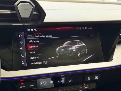 Audi A3 IV (2) Berline 15 35 TFSI Mild Hybrid 150 S Line S Tronic 7 1° Main FR Options%2B%2B%2B a - 30