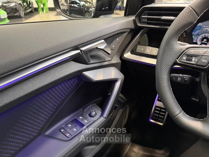 Audi A3 IV (2) Berline 15 35 TFSI Mild Hybrid 150 S Line S Tronic 7 1° Main FR Options%2B%2B%2B a - 33