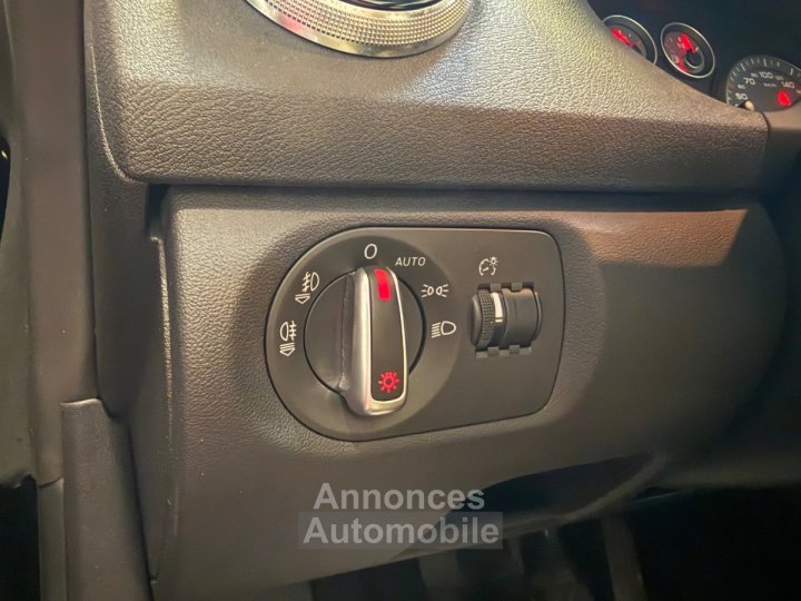 Audi A3 CABRIOLET 20 TDI 140 DPF S Line - 24