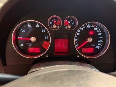 Audi TT ROADSTER 18T 180ch / Cuir Baseball / Son Bose / Distribution OK   - 23