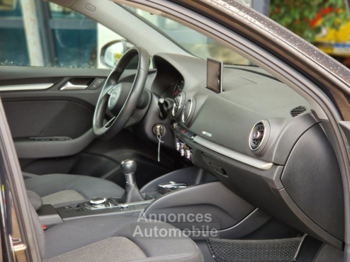 Audi A3 Sportback 20 TDI 150 - 38