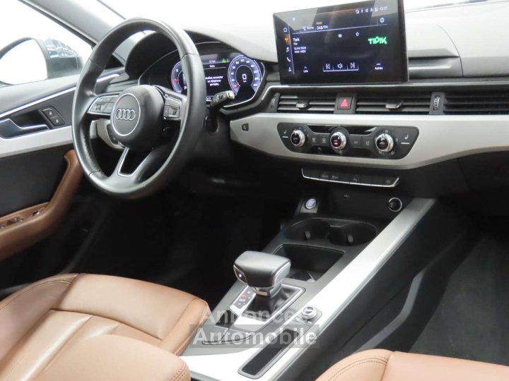 Audi A4 30TDi Avant Adv STRONIC - 8